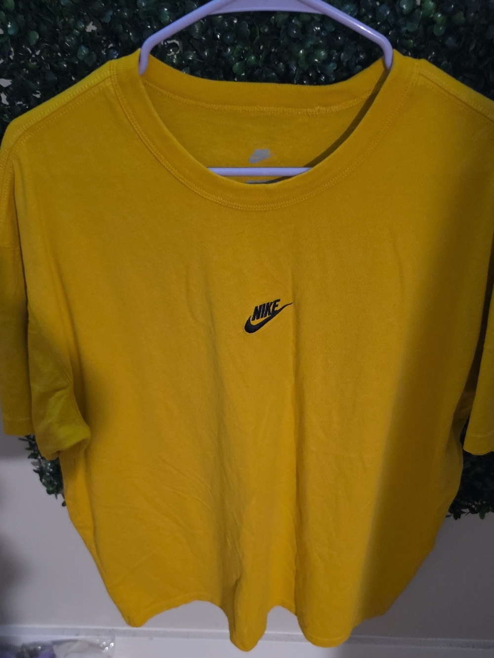 Nike Small Swoosh Tee in Bright Yellow